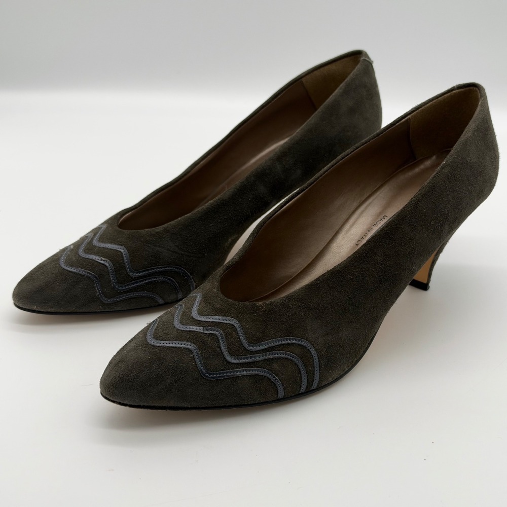 Vintage Bandolino Made in Italy Olive Green Suede Kitten Heel Pumps 9.5M
